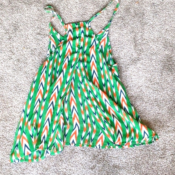 Lightweight summer tank top - Picture 2 of 2